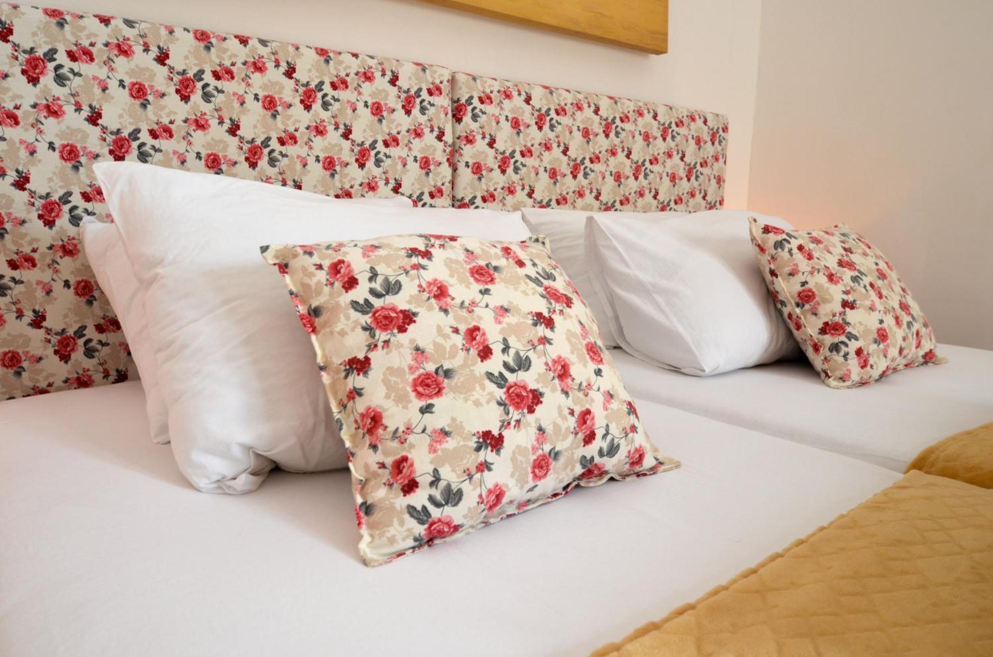 Tea Apartment โกตอร์ ห้อง รูปภาพ