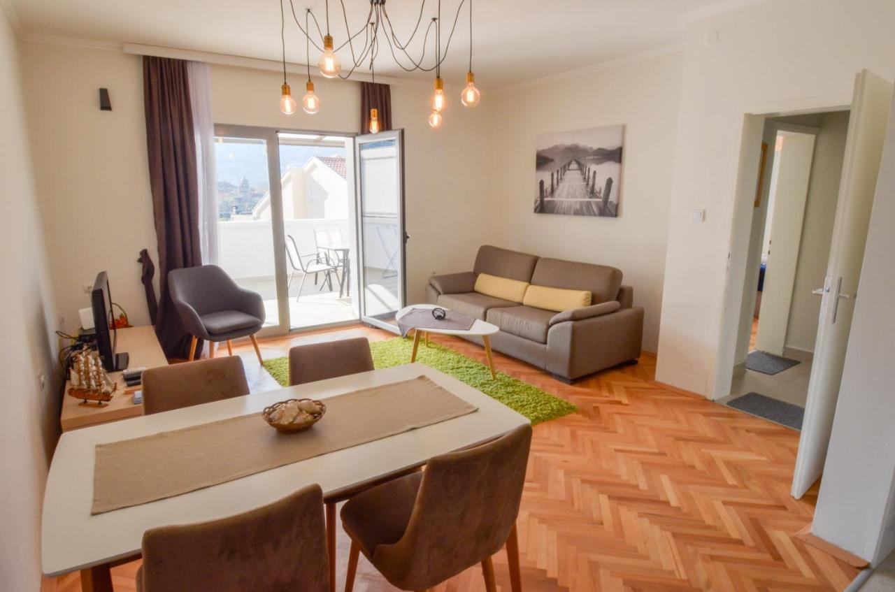 Tea Apartment โกตอร์ ภายนอก รูปภาพ