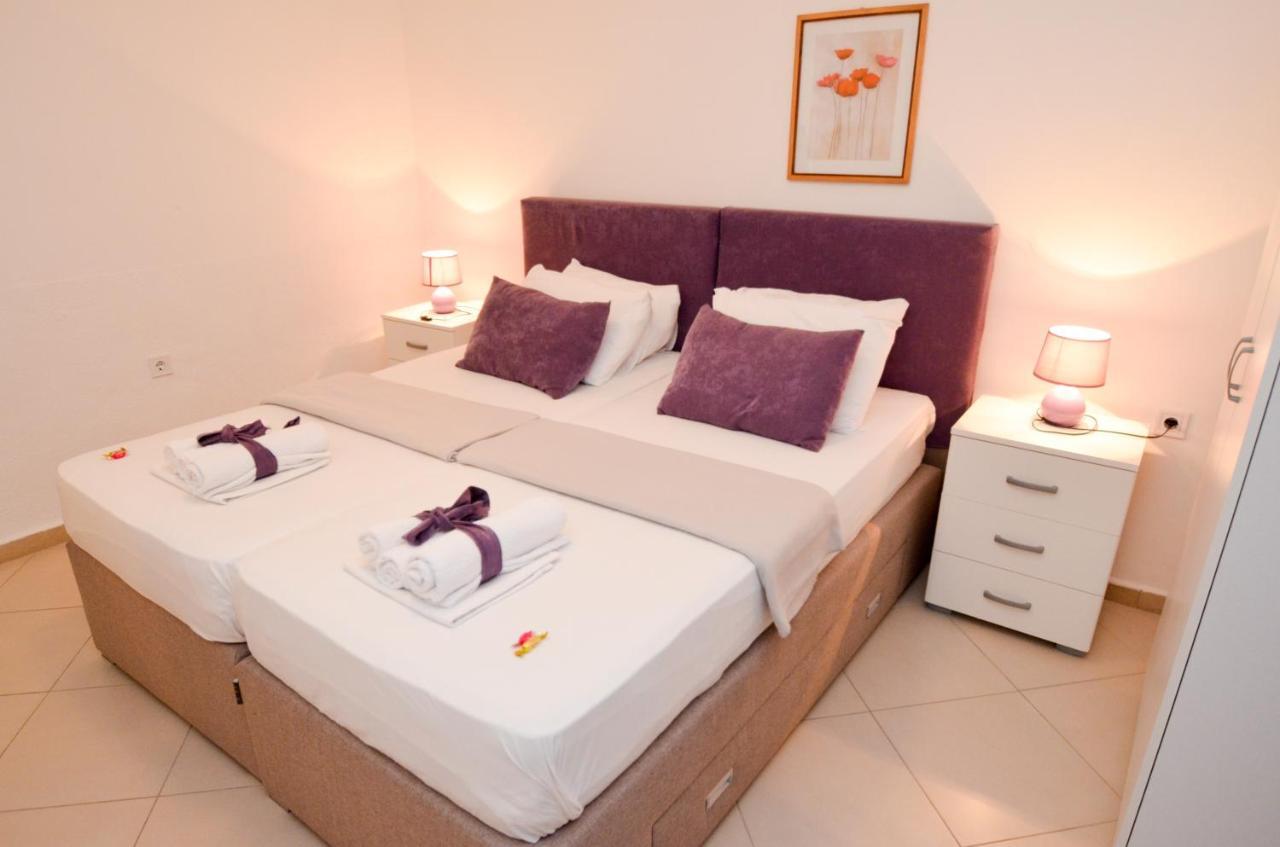 Tea Apartment โกตอร์ ภายนอก รูปภาพ