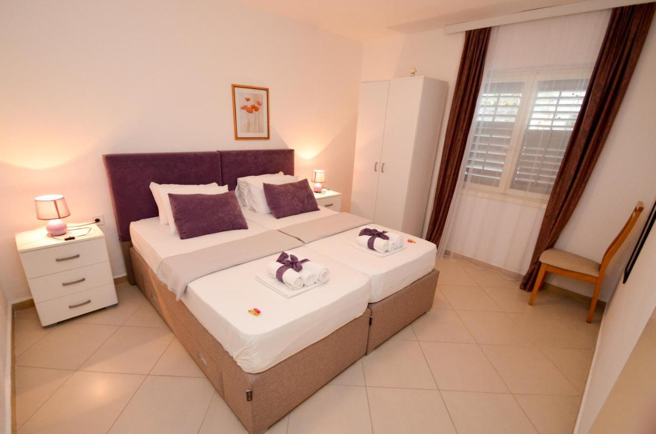 Tea Apartment โกตอร์ ภายนอก รูปภาพ