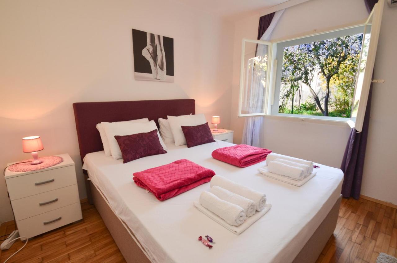 Tea Apartment โกตอร์ ภายนอก รูปภาพ
